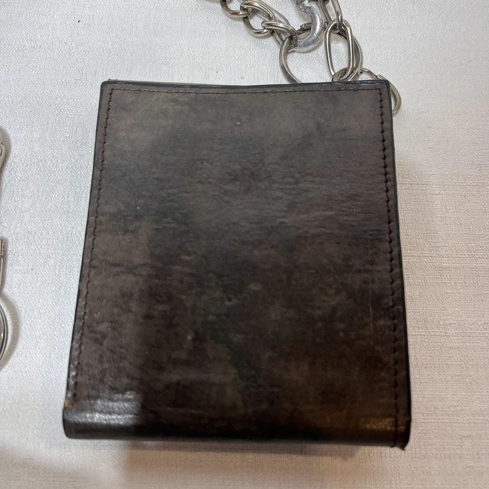 VTG Silver Jeans Bikers Tri-fold Wallet w/chain  RARE
